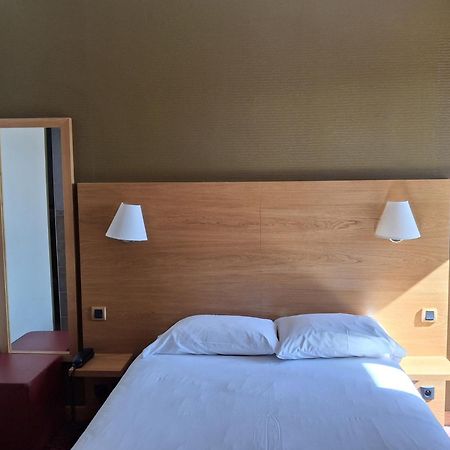 Hotel Tour Maje 로데즈 외부 사진